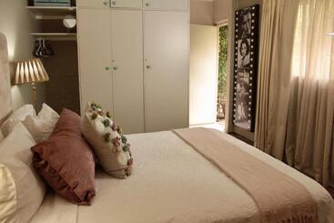 Cathkin Cottage Bed & Breakfast