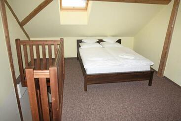 פנסיון Bison Ranch