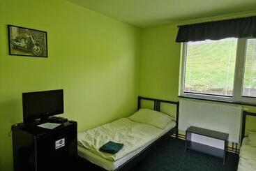 膳宿费 Penzion A Motobar Bravantice