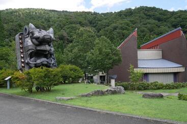 هتل Aloha Inn Aine