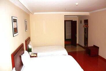 בית מלון כפרי Greentree Inn Shandong Liaocheng Chiping East Huixin Road Business