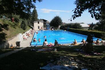 膳宿费 Guest House Vila Frýdštejn