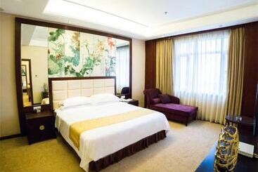 Vienna Hotel Lufeng Peopole Road