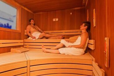 ホテル & Restaurant Krone