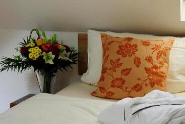 호텔 Schlossresidenz Heitzenhofen