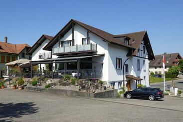 بنسيون Gasthof Sonne