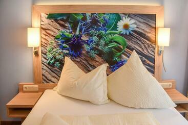 بنسيون Landhotel Schnupp