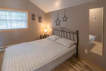 אתר נופש Camping Chalets Spas Pignons Rouges