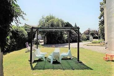 住宿加早餐  Chambres Et Tables D Hotes Les Breuils