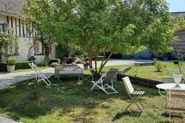 مبيت وإفطار Domaine De La Creuse