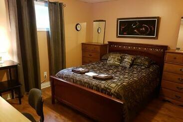 Gîte Le Trésor Caché Bed & Breakfast