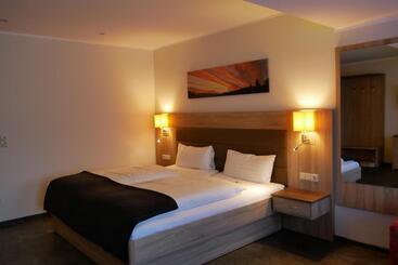 ペンション Gasthof Jörns