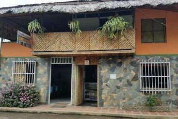 فندق صغير Posada Ecoturística El Valle