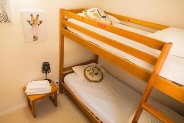 アパートホテル Auberge De Motz