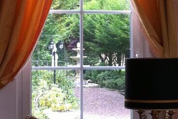 ベッドアンドブレックファースト Chateau Du Mesnil