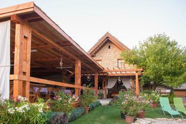 住宿加早餐  Juhfark Fogadó és Borház