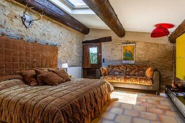 Bed and Breakfast La Tour D'enguernes