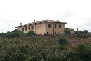 酒店 Agriturismo Montealma