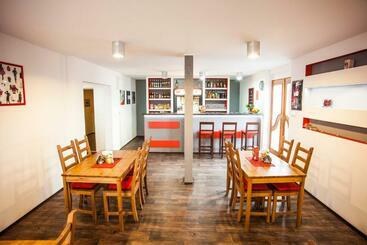 پانسیون Penzion Jaal