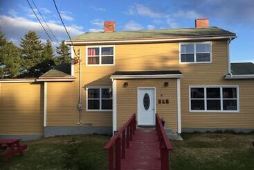 The Meems  Elliston B&b