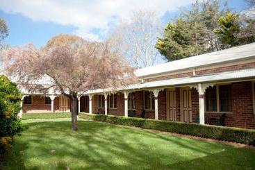 Общежитие The Carrington Inn   Bungendore