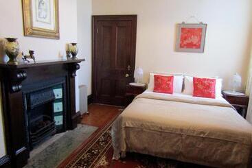 Bed and Breakfast Lochinvar House