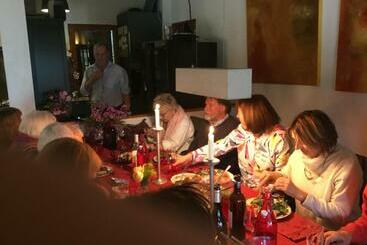 مبيت وإفطار Schwanenvilla