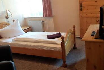 Landhotel Lichte Aue Lichtenau