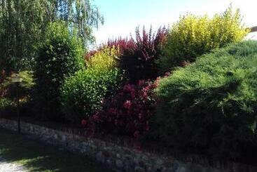 ペンション Cascina Stralla