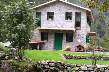 펜션 Rifugio Luna Nascente