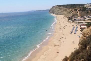 פונדק Canavial Garden   Adults Only