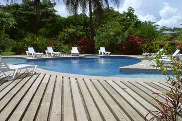 فندق Turtle Beach Lodge