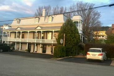 住宿加早餐  Au Vieux Presbytère De Saint Léon