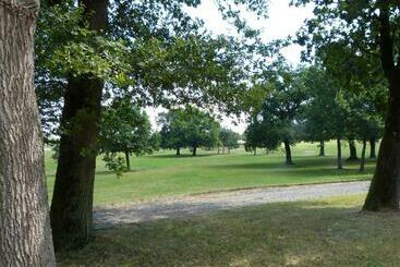 住宿加早餐  Tó Panzió őrség Bajànsenye