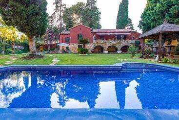 Casa Paraiso Boutique B&b