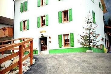 Отель Agriturismo Plan Da Crosc