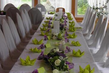 ホテル Fledermausschloss