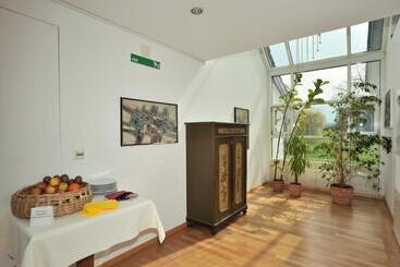 בית מלון כפרי Landgasthof Seelust