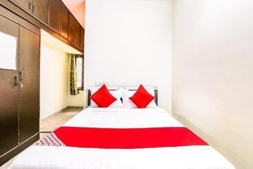 בית מלון כפרי O Kartikeya Park View Residency