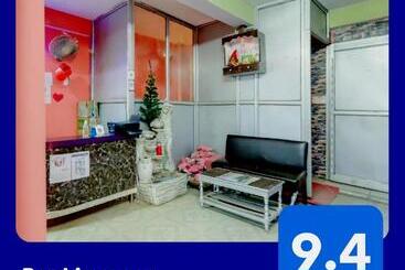 Hotel Oyo 75326  Shri Sai Palace