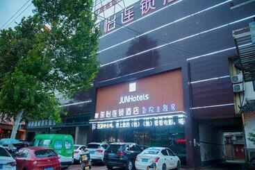 Jun Hotels Henan Zhengzhou Zhongmu County Shangdu Avenue Tv Tower
