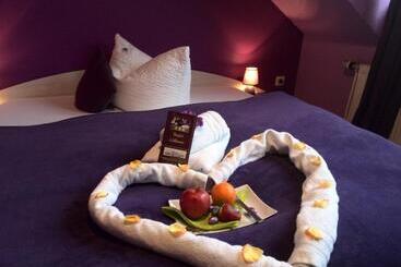 Landhotel Berggaststätte Bickenriede