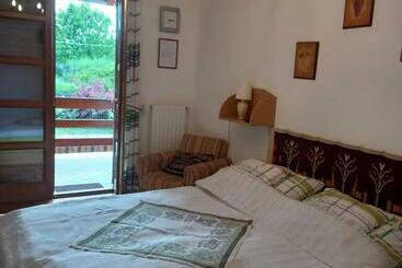 פנסיון Galambos Pincészet