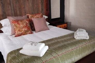 ベッドアンドブレックファースト Rustique Paris Guest House