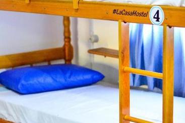 La Casa Hostel