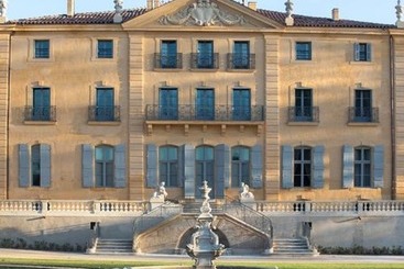 호텔 Chateau De Fonscolombe