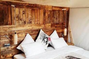 فندق Inara Camp