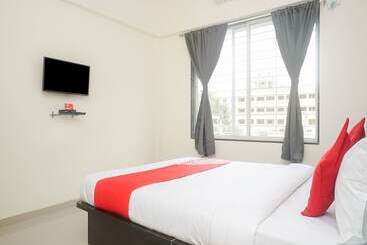 Hotel Oyo 16570 I Suite