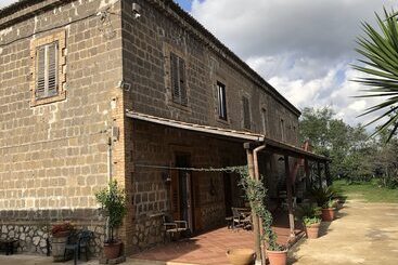 פנסיון Decriresort