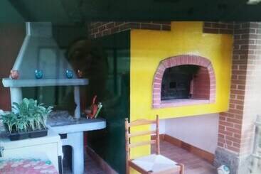 بنسيون Villa Laura